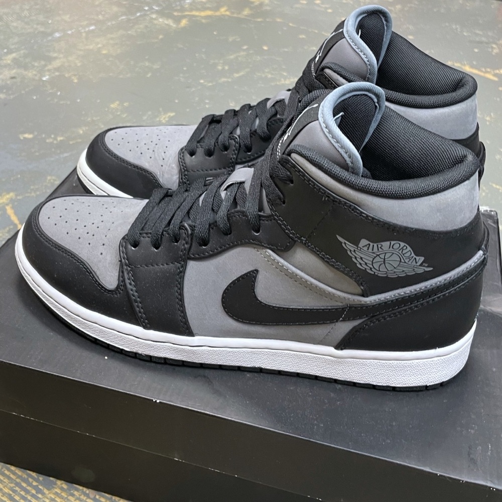 Nike Air Jordan 1 Mid Cool Grey 364770-023 10 Phat 10 Black Grey Shadow - Picture 5 of 11